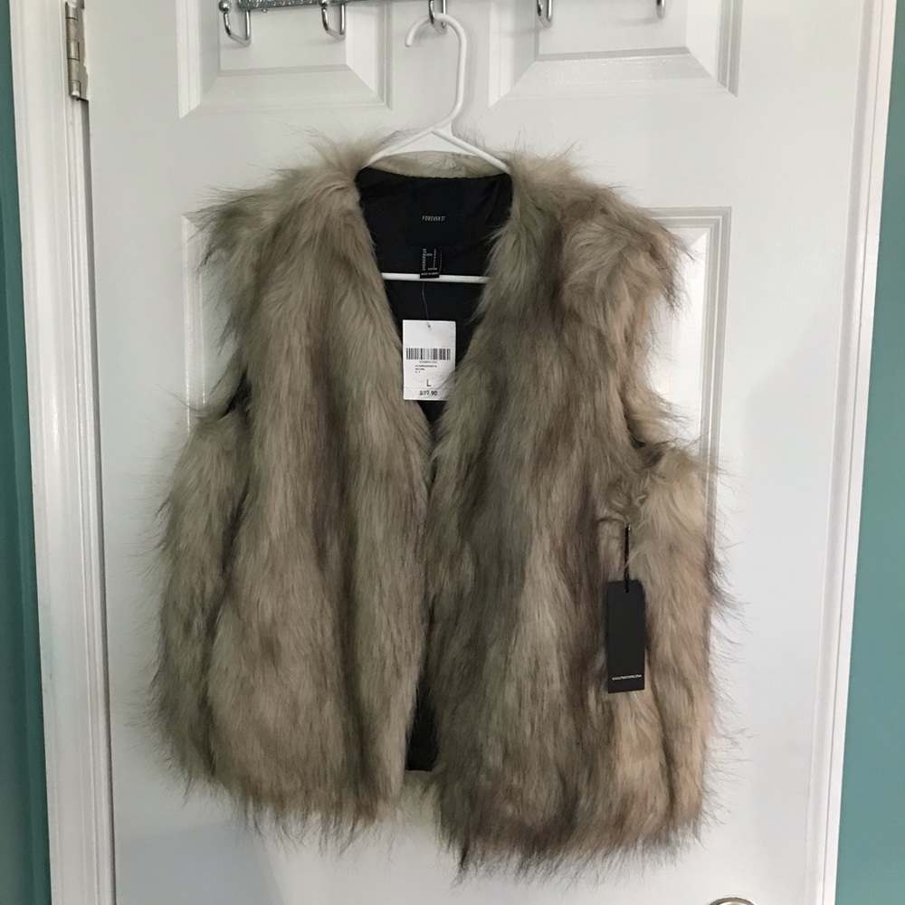 Forever 21 Faux Fur Vest